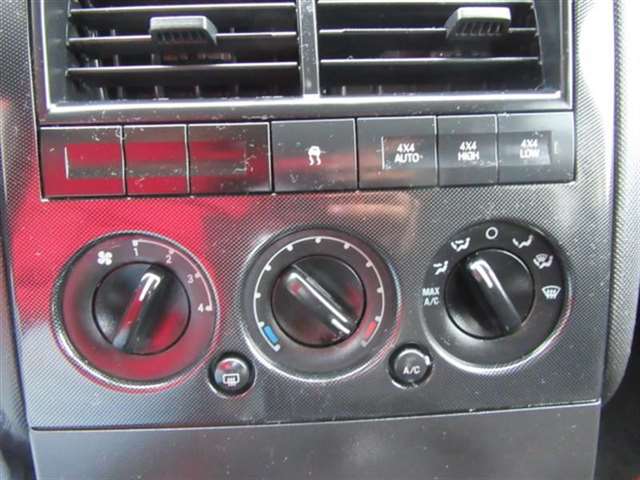 2010 Ford Explorer 4x4 XLT 4dr SUV